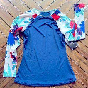 BNWT Long Sleeve Rashguard